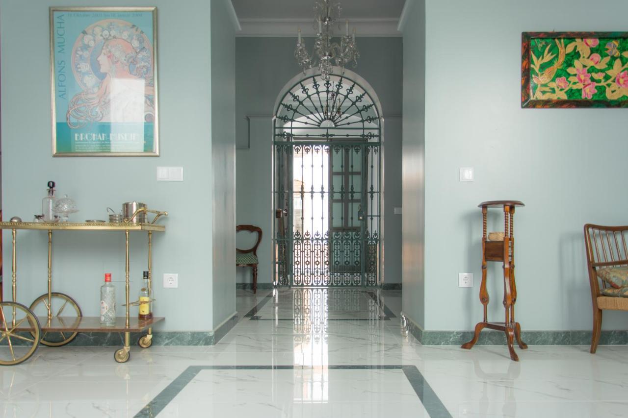 Casa Senorial Con Piscina. Casa Donna Isabel