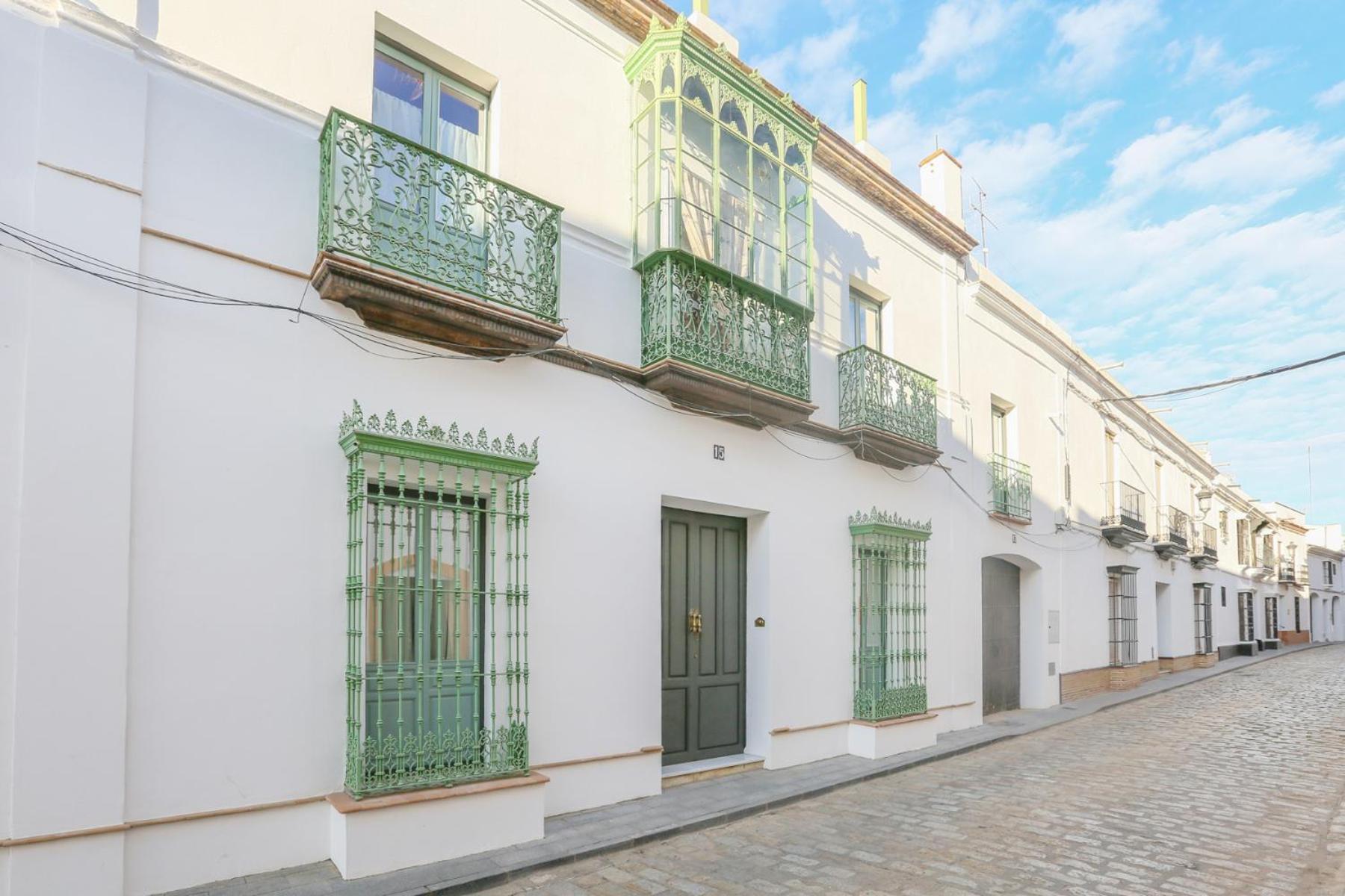 Casa Senorial Con Piscina. Casa Donna Isabel Country house
